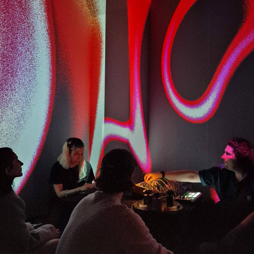 ilithya and Timo Johannes playing "Drifts" at Affenfaust Galerie in Hamburg